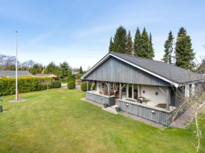Holiday Home Annegret - 250m from the sea by Interhome, Bogø By